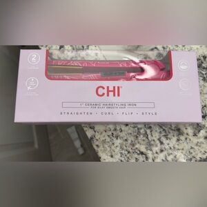 Brand new Pink Ceramic Hairstyling Iron